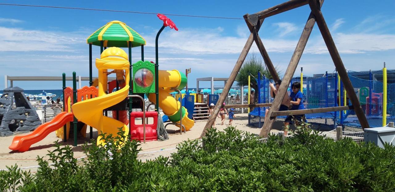 Hotel Italy Misano Adriatico Ngoại thất bức ảnh