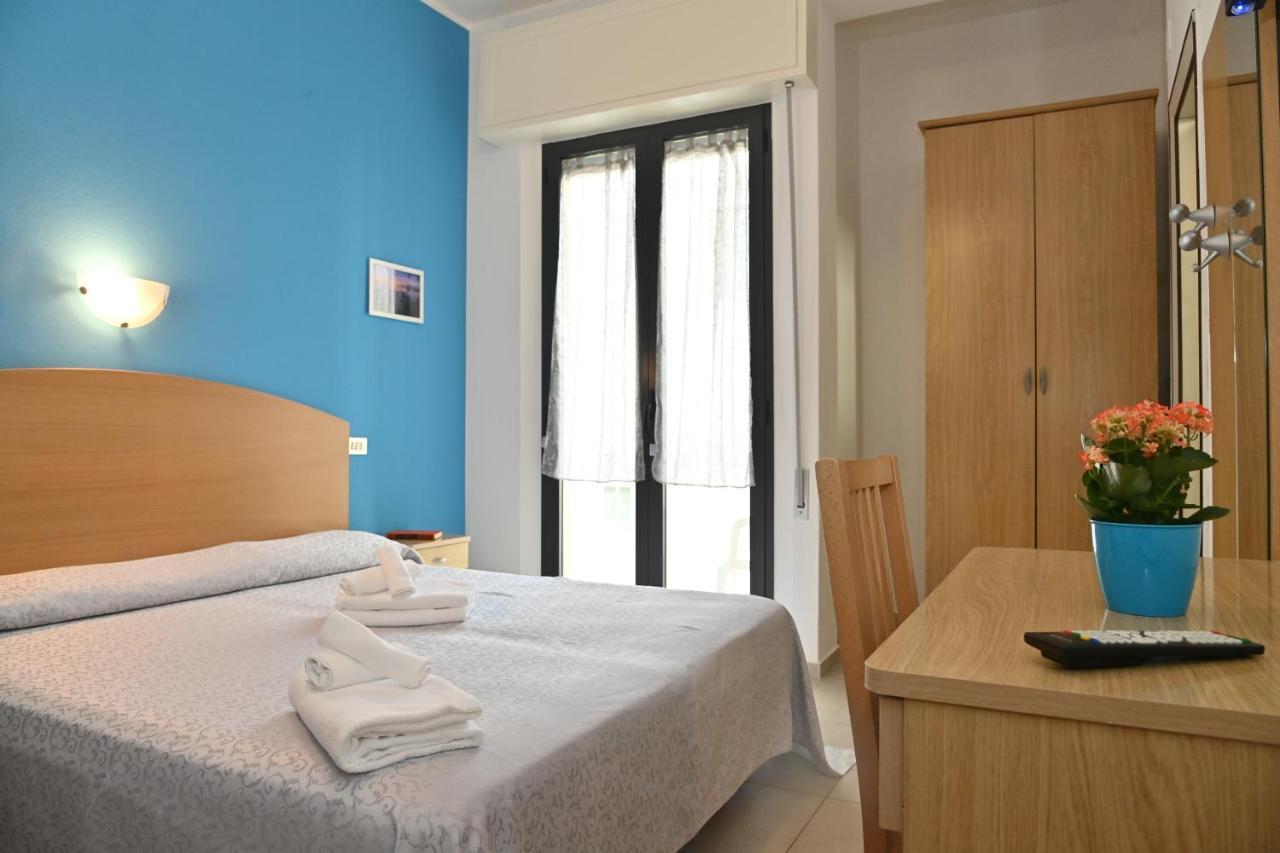 Hotel Italy Misano Adriatico Ngoại thất bức ảnh