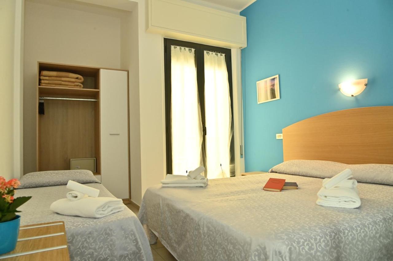 Hotel Italy Misano Adriatico Ngoại thất bức ảnh