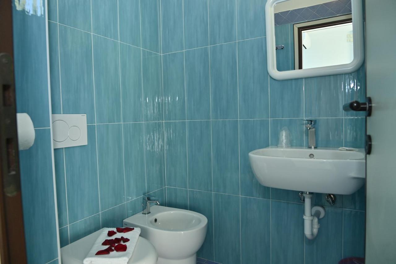 Hotel Italy Misano Adriatico Phòng bức ảnh