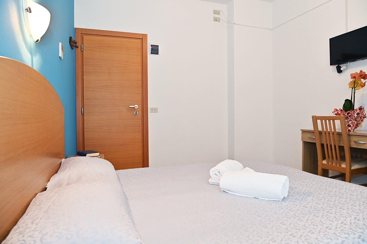 Hotel Italy Misano Adriatico Ngoại thất bức ảnh