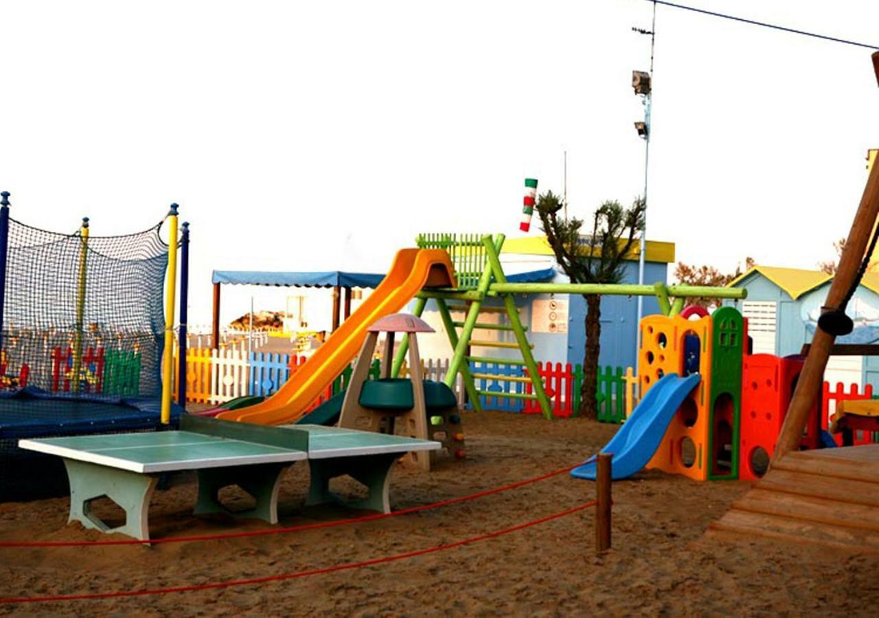 Hotel Italy Misano Adriatico Ngoại thất bức ảnh